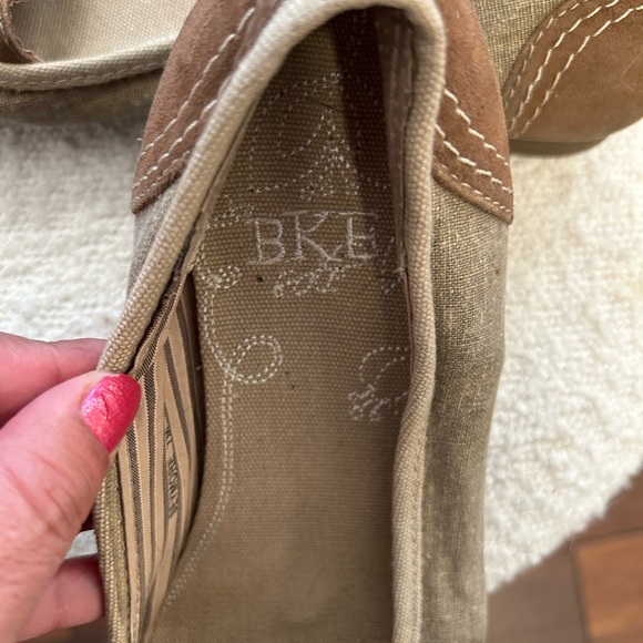 BKE Women's Early 2000s Mary Jane Flats, Boho Neutral Ballet Shoes Size 7 - Picture 6 of 7